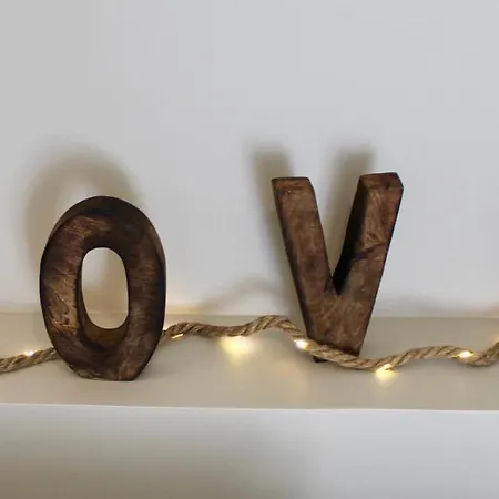 Le Confort Normand: Quayside Comfort With Netflix & Free Parking Apartment Dieppe