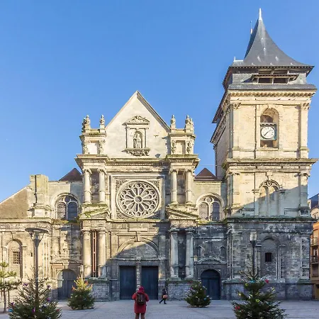 Le Confort Normand: Quayside Comfort With Netflix & Free Parking Dieppe