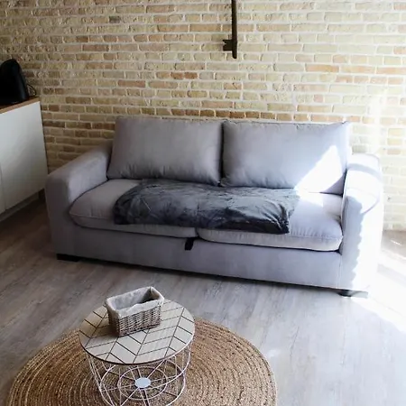 Le Confort Normand: Quayside Comfort With Netflix & Free Parking Apartment *