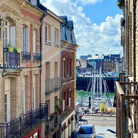 Apartment Le Confort Normand: Quayside Comfort With Netflix & Free Parking